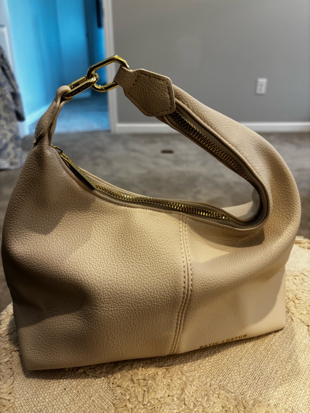 Katie Loxton Meela multiway Shoulder Bag in Cream with Gold Hardware